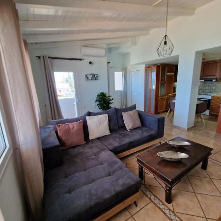 Astra Sea View Apartment, Sea Front Kokkini Hani Екстериор снимка