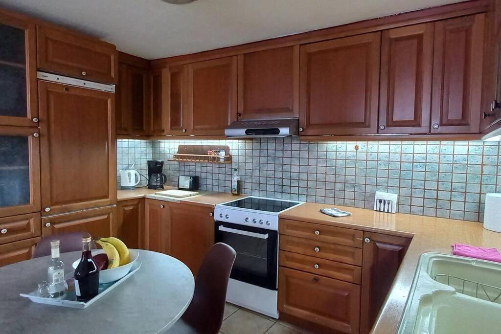 Astra Sea View Apartment, Sea Front Kokkini Hani Екстериор снимка